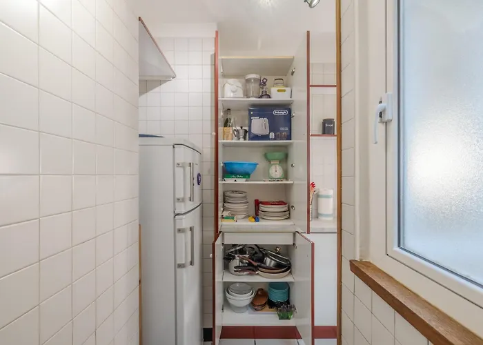 Vibrant Trastevere 2 Bedrooms On Via Del Moro Apartment Rom